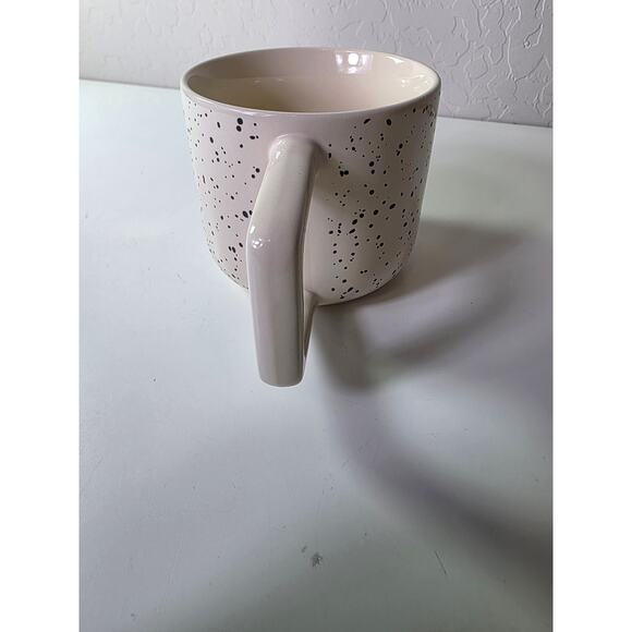 THYME & TABLE White Gold Black Splash Ink Monogrammed B Stoneware Coffee Mug - Picture 4 of 9